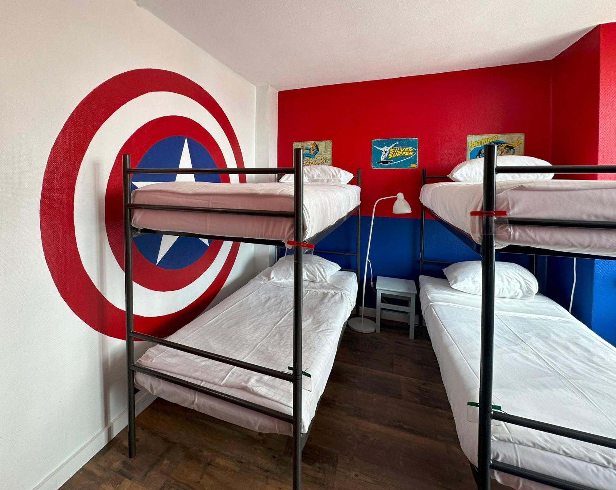 The Flying Pig Beach Hostel Нордвик Екстериор снимка